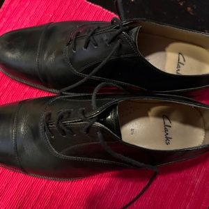 Clarks Men's shoes all leather size 8.5 UKd